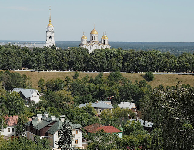 ,     (Vladimir, view from the observation deck)