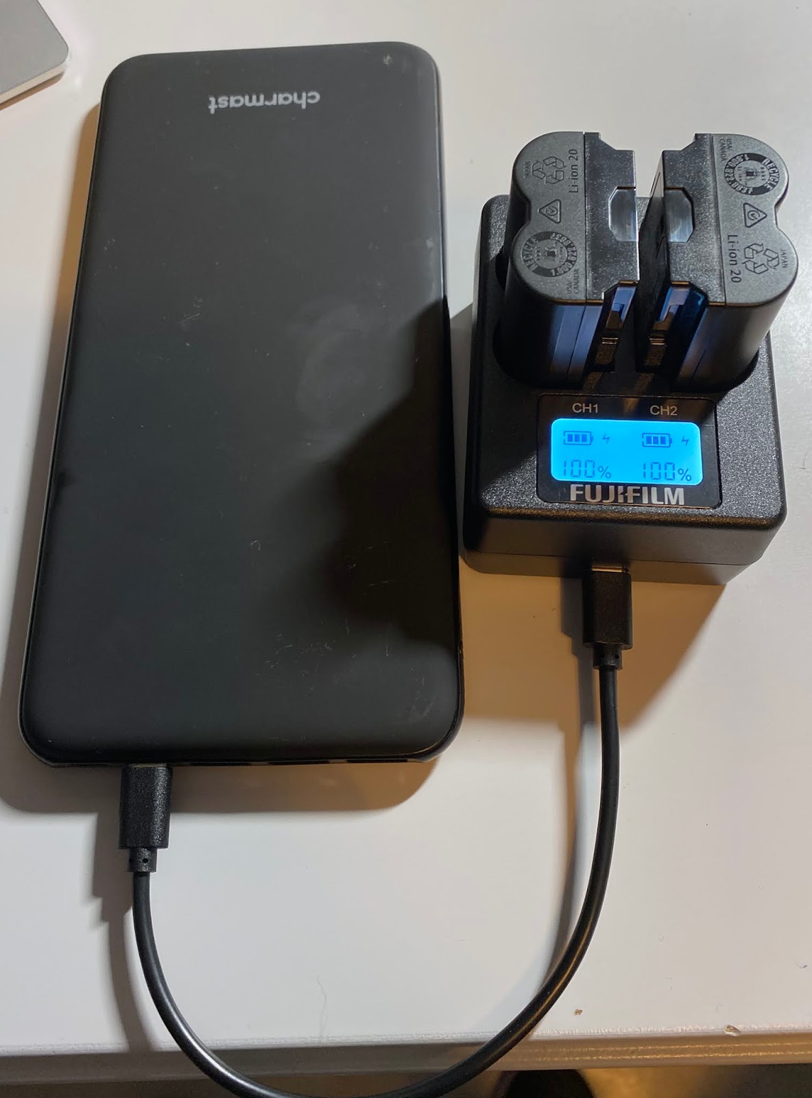 External Battery Charger for the Fujifilm XT4