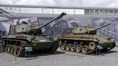 Musée Royal de l'Armée et d'Histoire Militaire de Bruxelles (début) DCD_Muse%25CC%2581e%2BRoyal%2Bde%2Bl%2527Arme%25CC%2581e-7_01