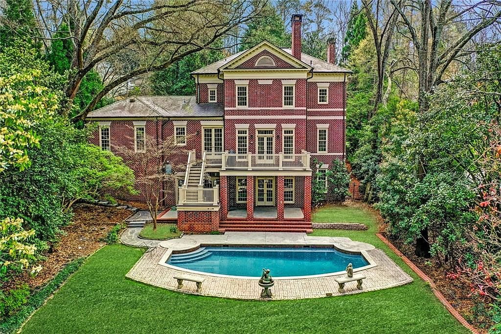 Brick Home In Atlanta, GA THE AMERICAN MANION