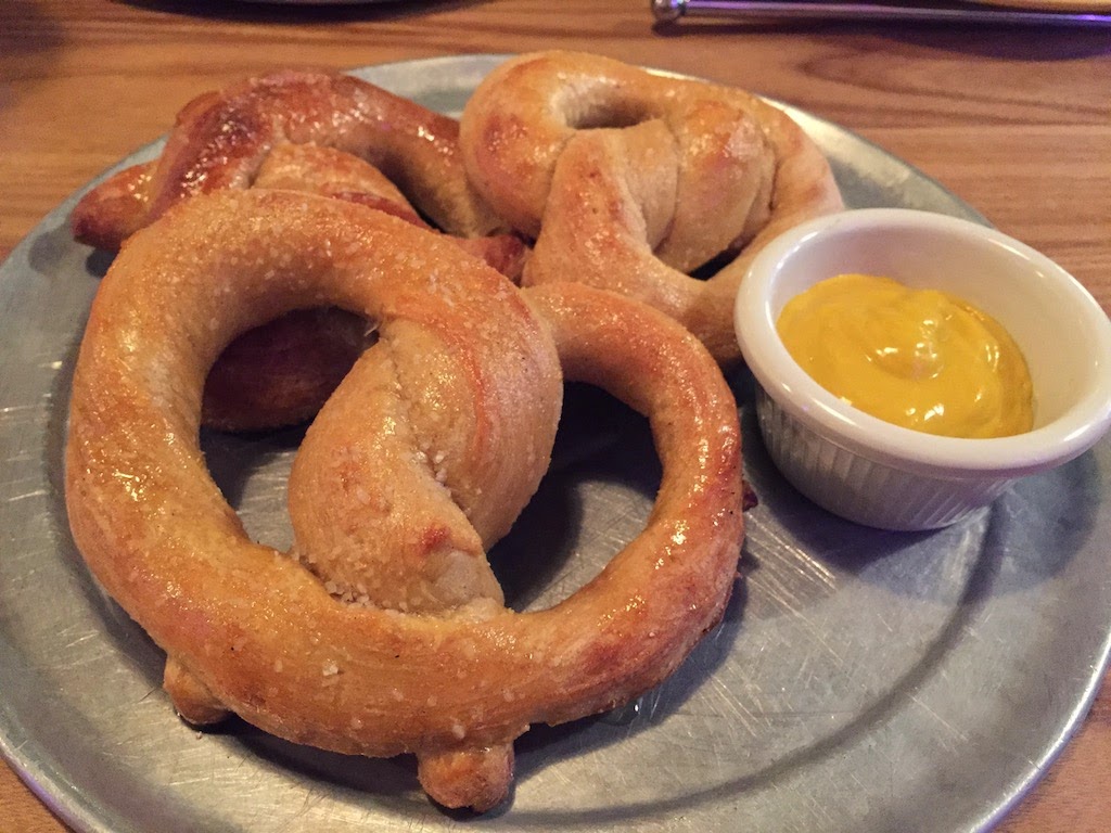 Mellow Mushroom Food Review DC Outlook