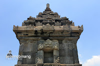 candi barong sleman yogyakarta