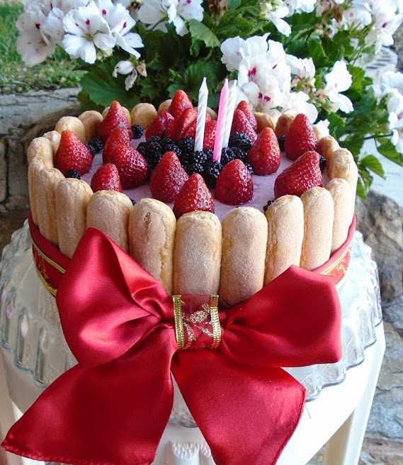 Charlotte Cake de fresas