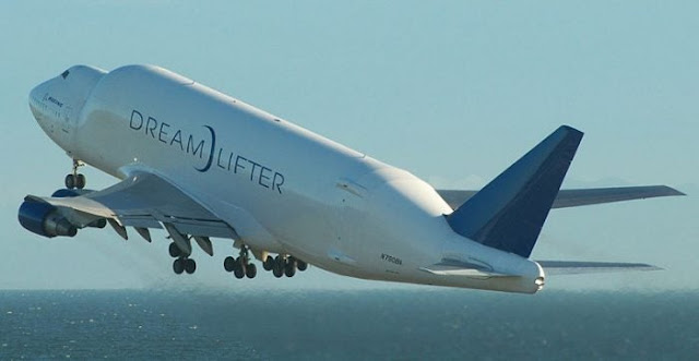 Kenapa Boeing Membuat 747 Dreamlifter? 