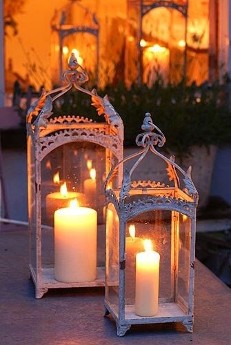 El Rincón Vintage de Karmela: Los modernos candelabros, nada que ver