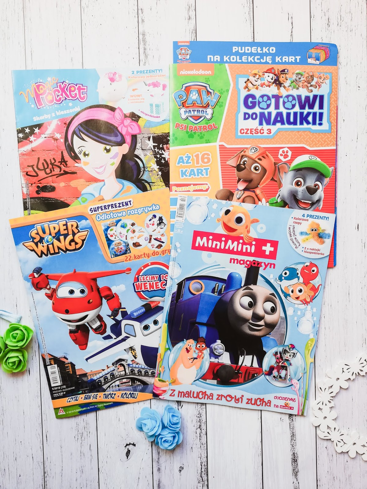 Nowości od wydawnictwa Media Service Zawada | Kolorowe magazyny dla dzieci z fantastycznymi niespodziankami | Psi Patrol | Magic Pocket | Mini Mini + | Super Wings