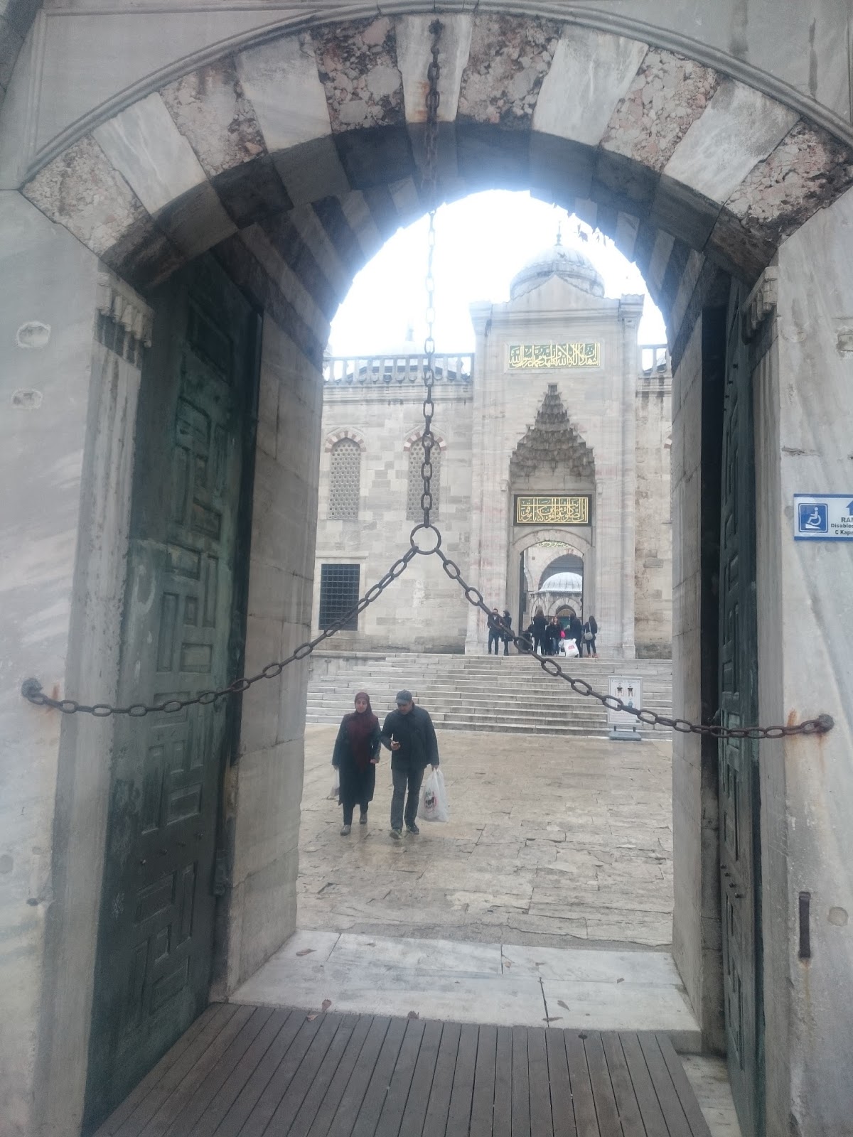 sultanahmet camii girişi