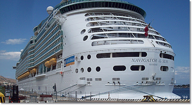 La Navigator of the Seas Royal Caribbean