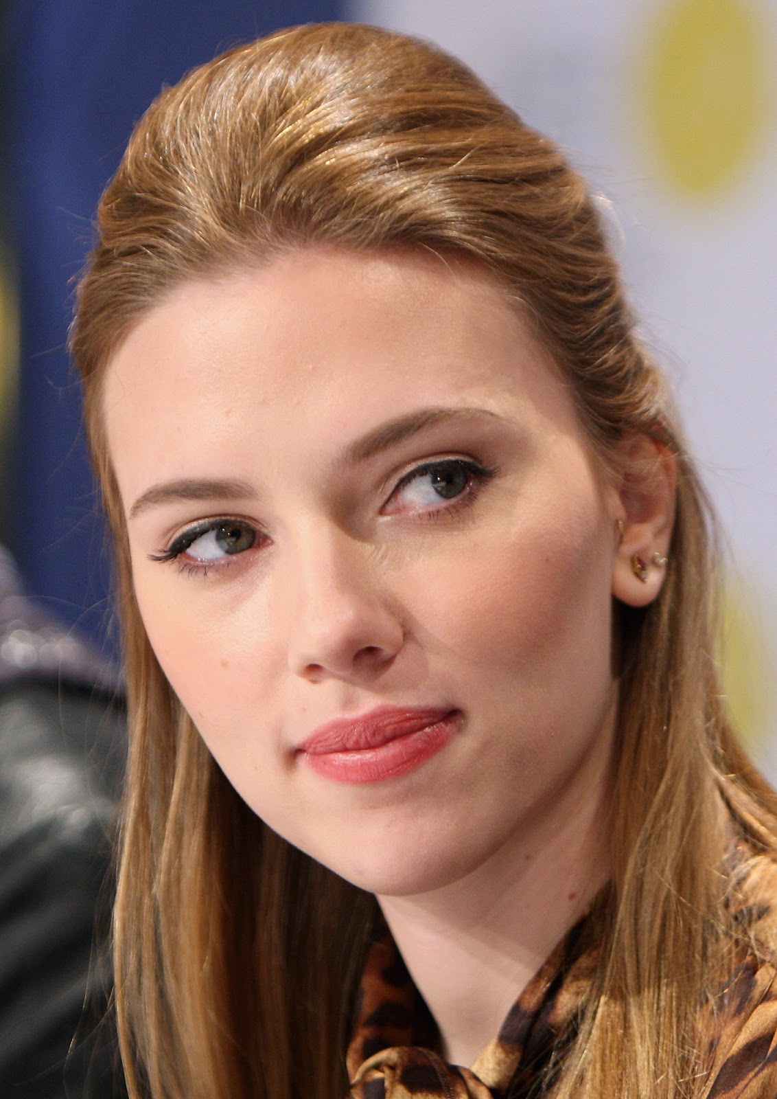Star and Fashion News Gossip: Scarlett Johansson Biography1132 x 1600