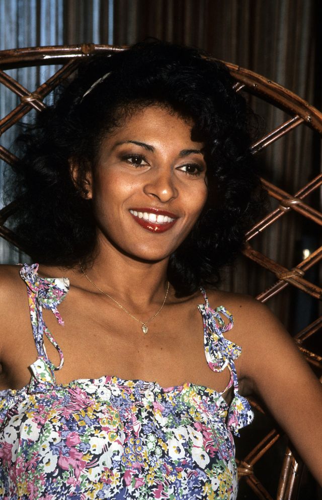 Stunning photos of Pam Grier in the 1970s - 81
