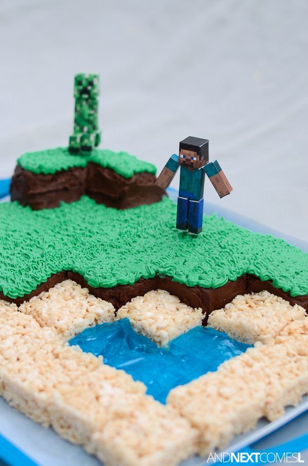 How to make a minecraft cake - B+C Guides