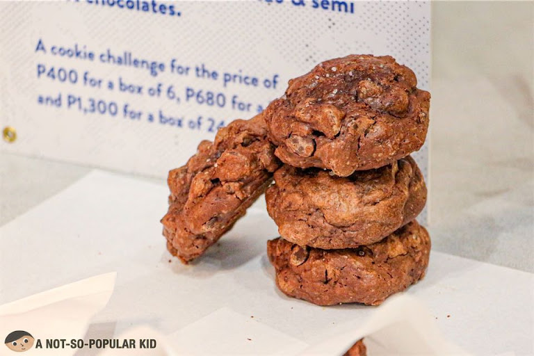 Chip (@iwantchip)'s The Dark Night Cookies