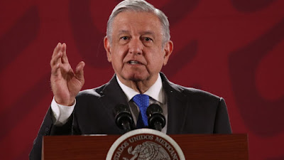 López Obrador reconoce a diputados por reformas; pide reducir presupuesto a partidos