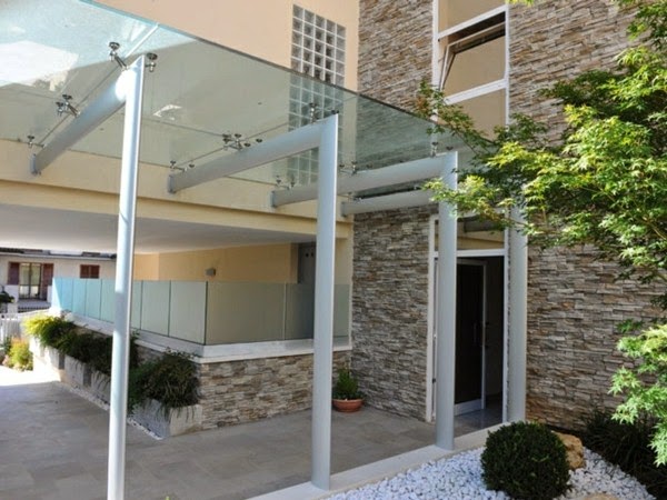 Effective ideas for a canopy made of glass