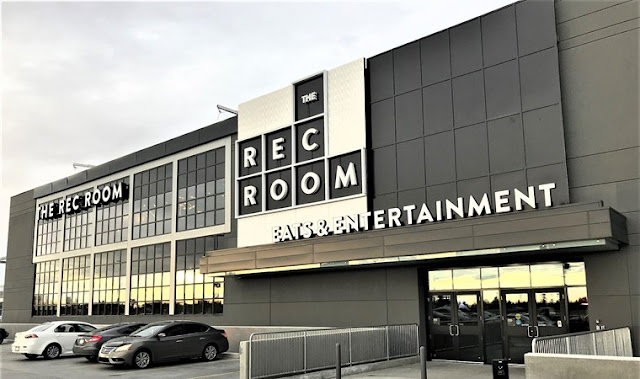 The Rec Room West Edmonton Mall - Trivia Club