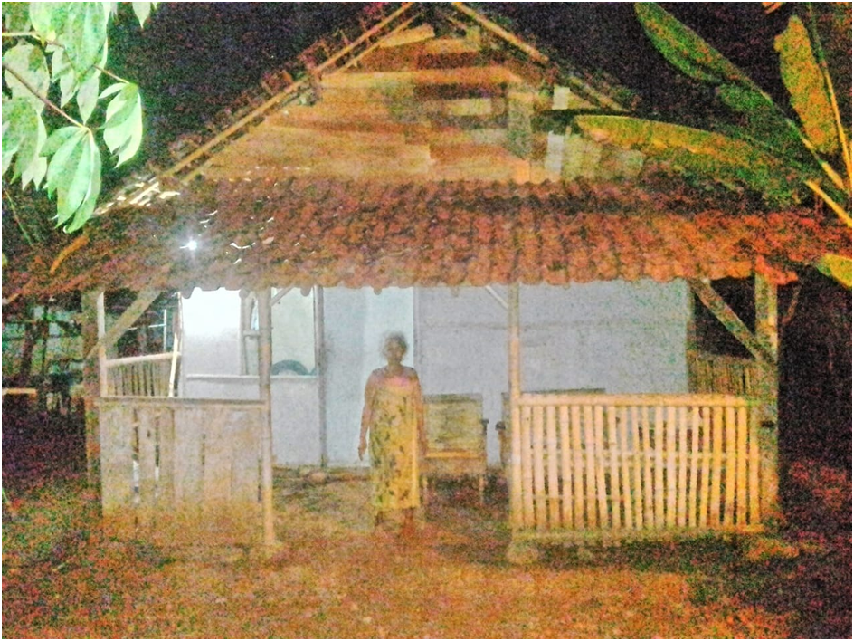 Rumah Gubuk Bambu  Jasa Renovasi Kontraktor Rumah Jual 