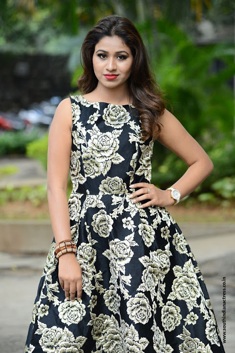 Manali Rathod in Howrah Bridge movie