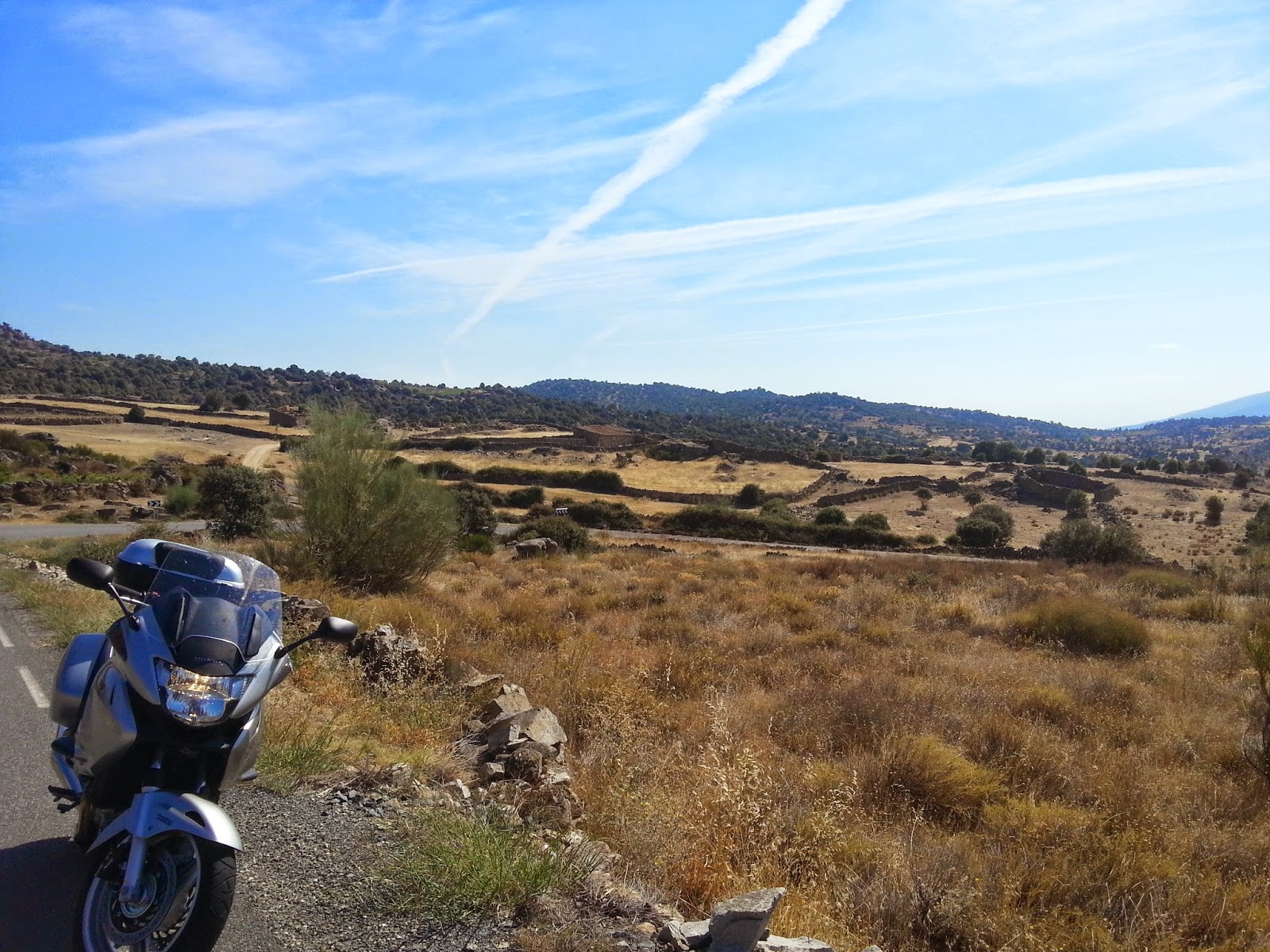 ruta en moto por San Juan de la Nava