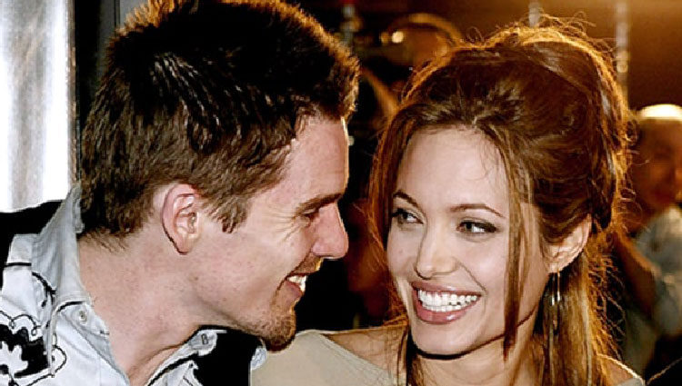 The loves of the life of Angelina Jolie: 3 marriages, a woman and