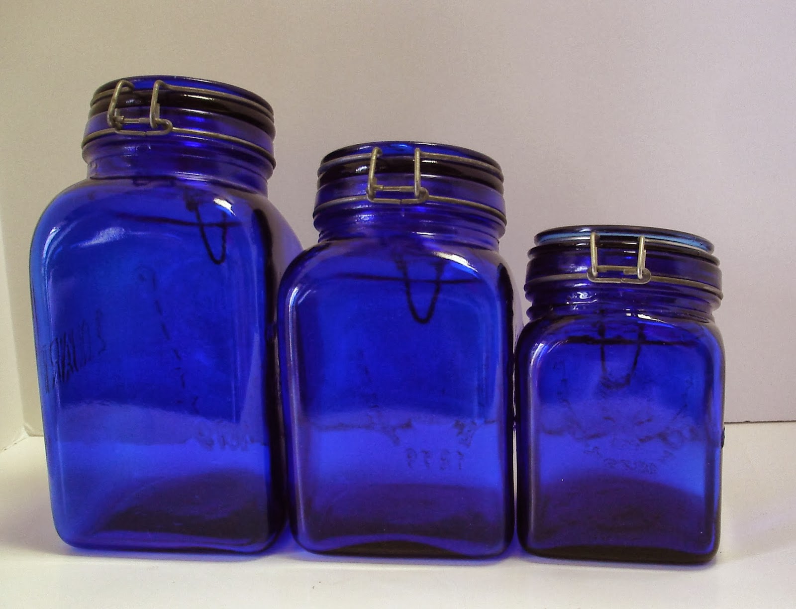 Still Stunning Vintage Resale Vintage Granny's Products Cobalt Blue