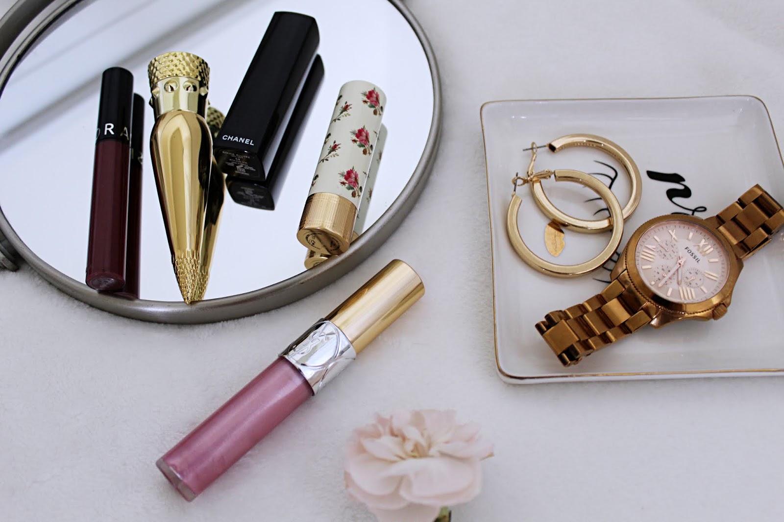 Top 5 Lipsticks Every Woman Should Have