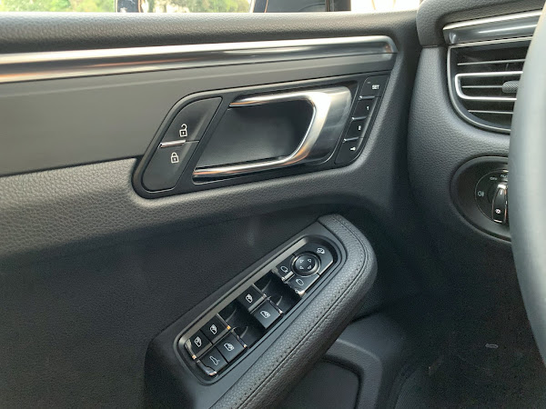 [Image: z2397637813573_e178c7e81a43cd2207c945c08d85598f.jpg]