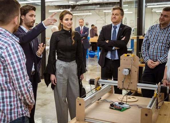 Queen Rania visited Fab Lab Irbid in Ar Ramtha and Offline Show held at the Jordan University for Science and Technology in Amman