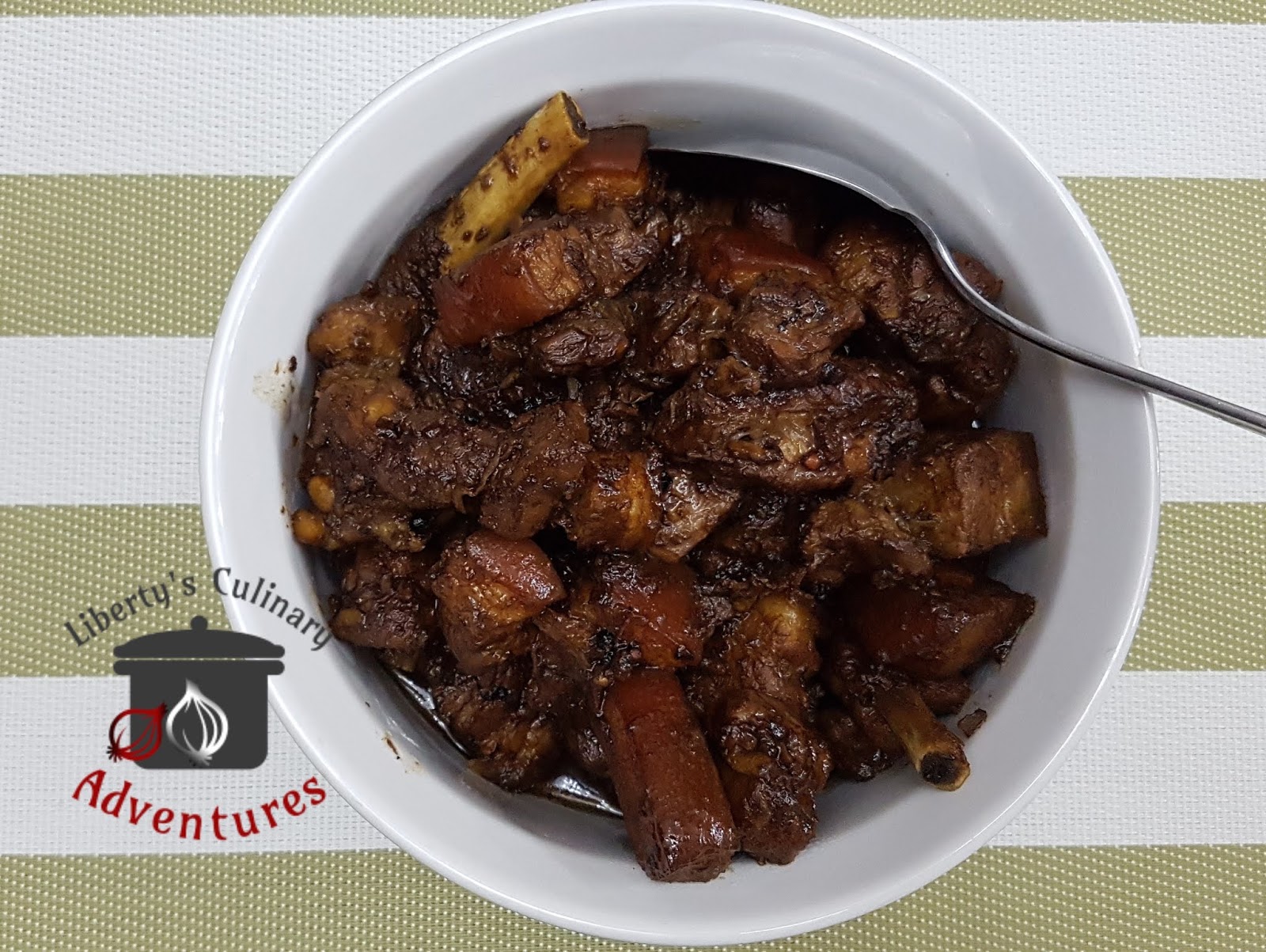 Pinatuyo na Adobong Baboy (Dry / Sauceless Pork Adobo)