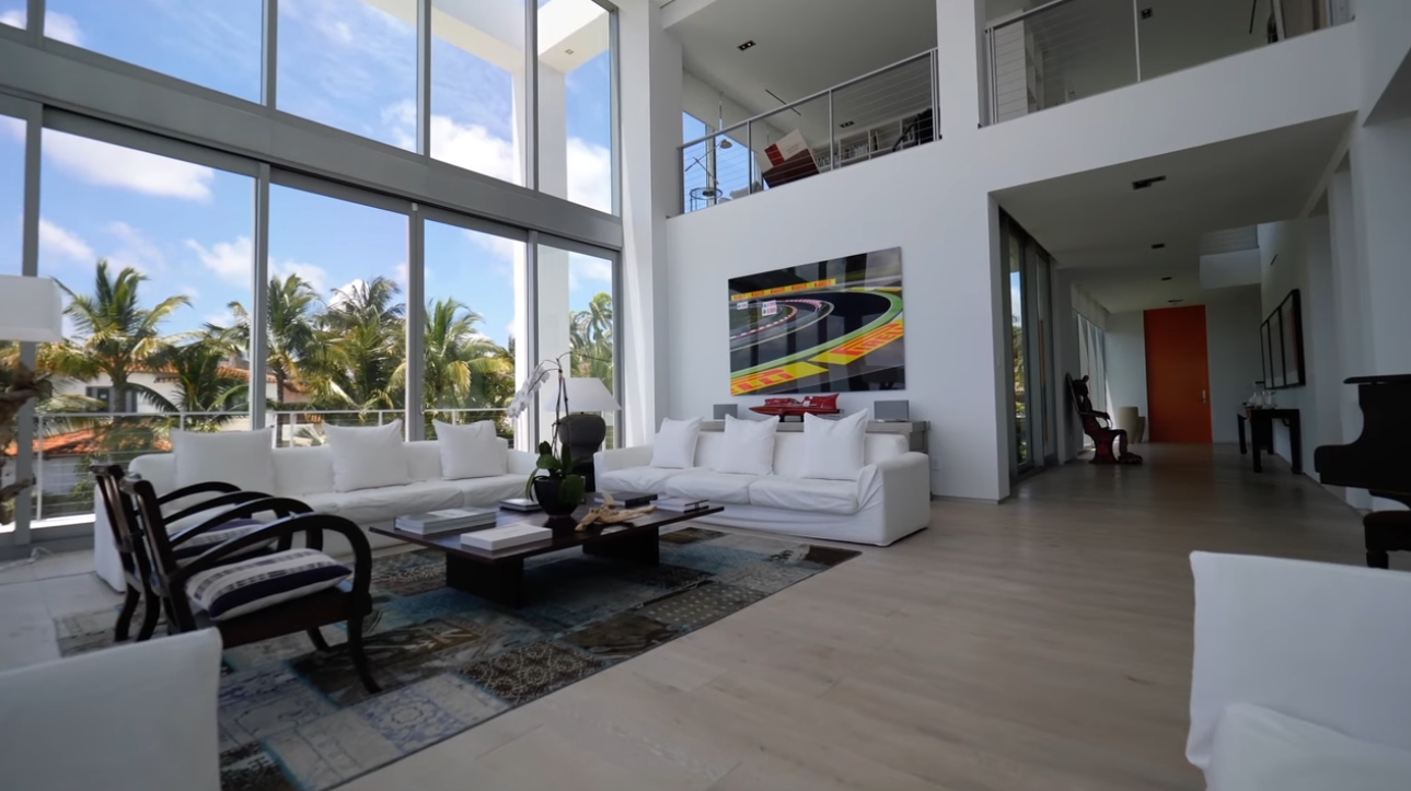 29 Photos vs. 3550 Matheson Ave | Miami - Contemporary Bayfront Property - Luxury Home & Interior Design Video Tour 29 Photos vs. 3550 Matheson Ave | Miami - Contemporary Bayfront Property - Luxury Home & Interior Design Video Tour