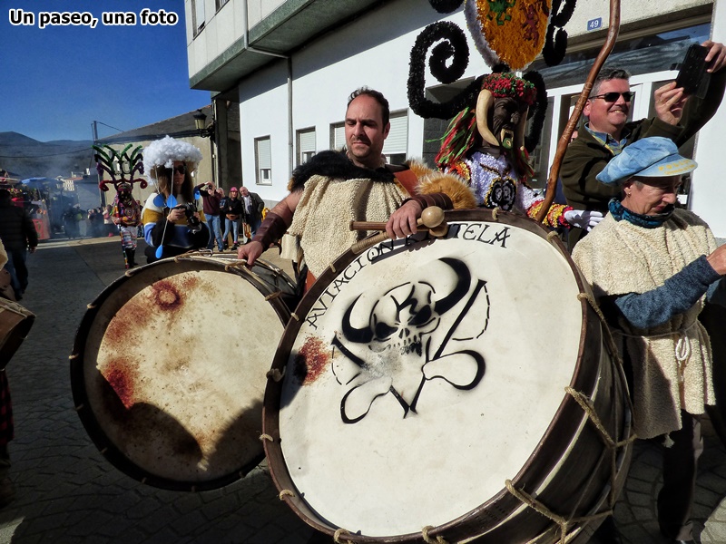 Un paseo,una foto Domingo de Entroido 2020. Viana do Bolo. Ourense