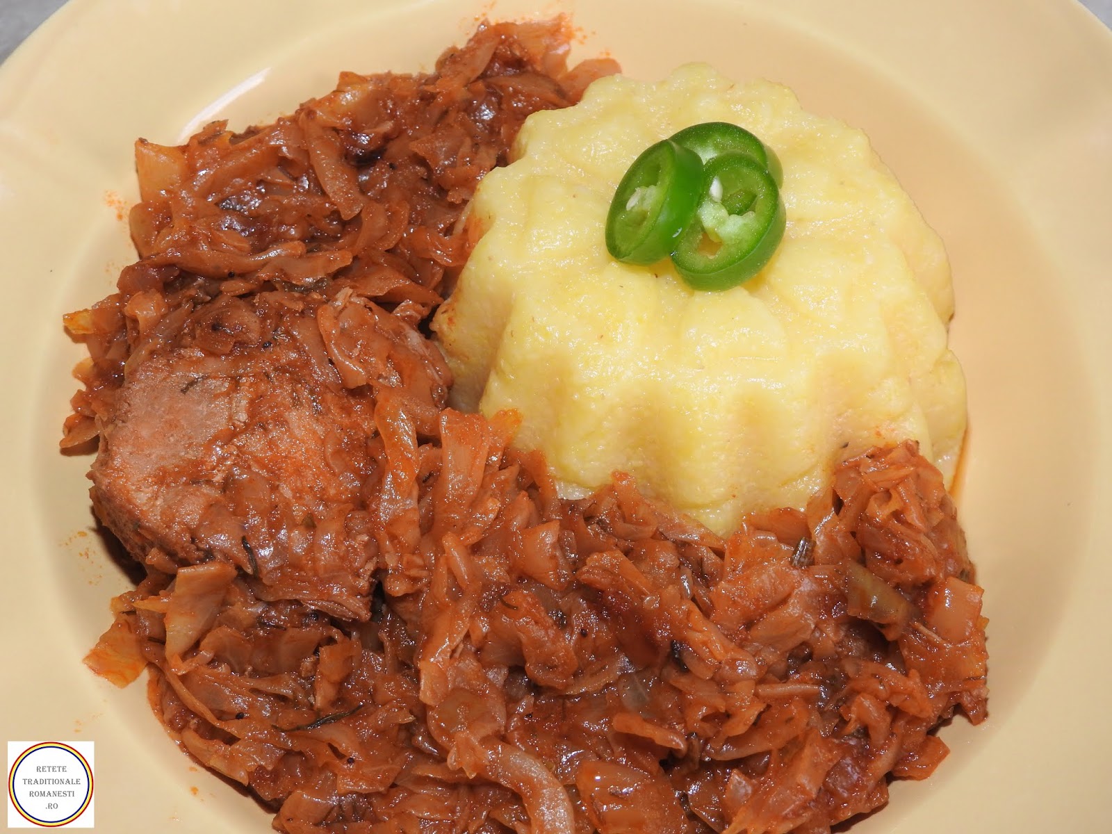 Varza dulce cu porc reteta Retetetraditionaleromanesti.ro