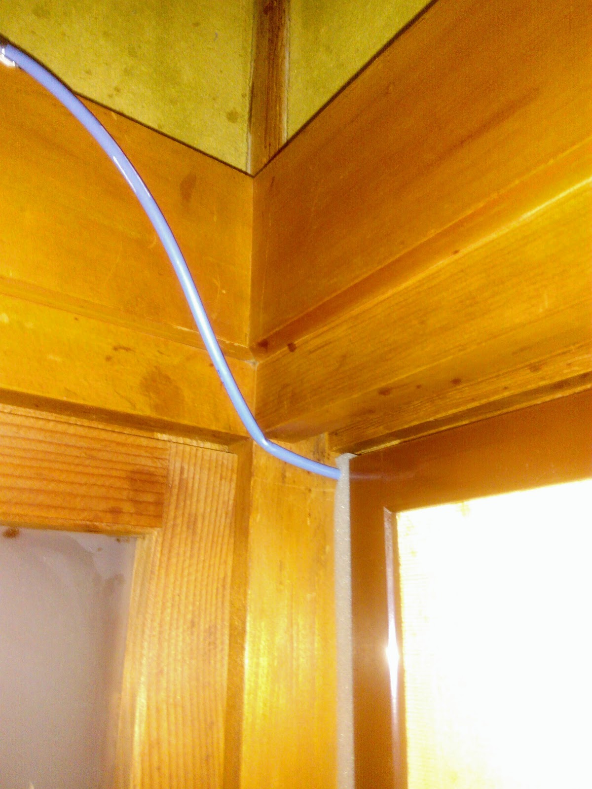 LANケーブル部屋まで繋いでくるの難しすぎぃ！自分アクリルフォームいいっすか？ ひらちょんの中華端末隔離倉庫