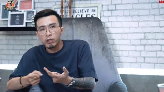Dokter Tirta Sebut Mimpi Bertemu Malaikat Sebelum Mualaf Dokter Tirta Sebut Mimpi Bertemu Malaikat Sebelum Mualaf