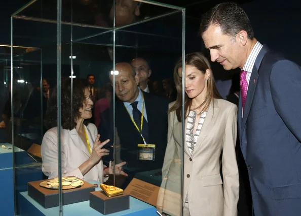 Prince Felipe and Princess Letizia visited Archaelogical Museum in Madrid