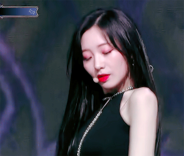 러블리즈 블랙빵 류수정