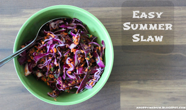 Easy Summer Slaw | A Hoppy Medium