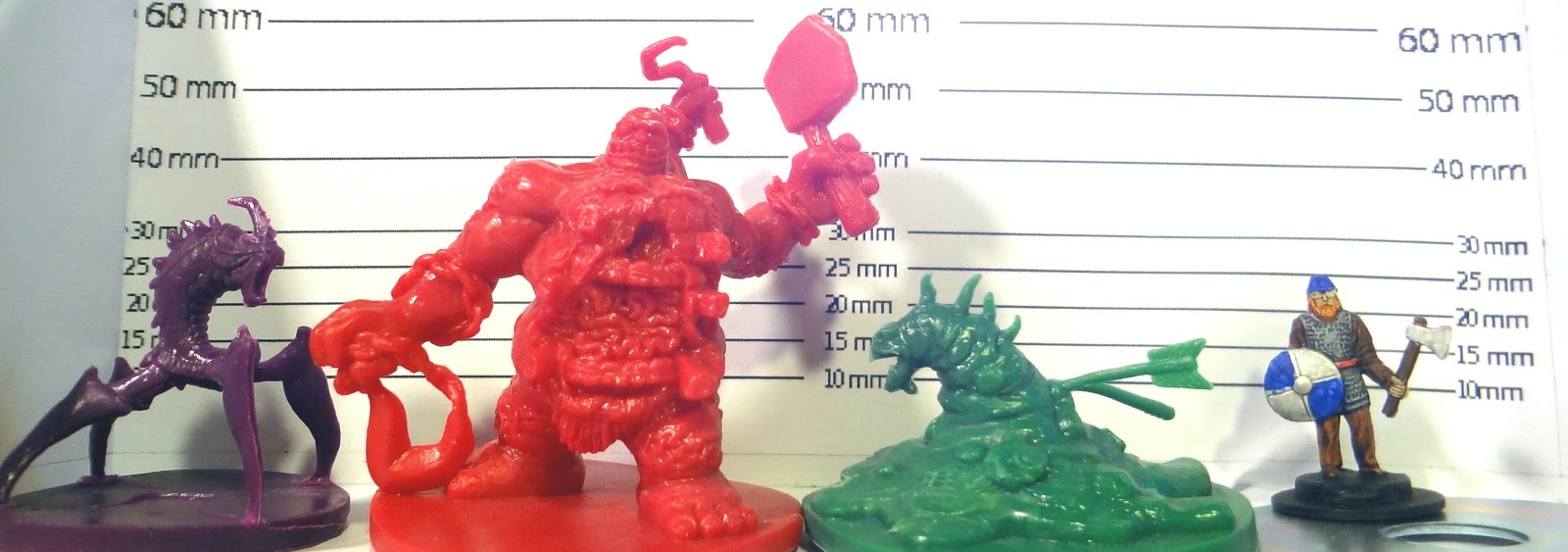 Cheap fantasy minis! World of Warcraft board game minis