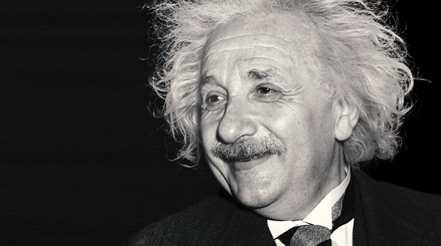 Contoh Teks Biografi Albert Einstein