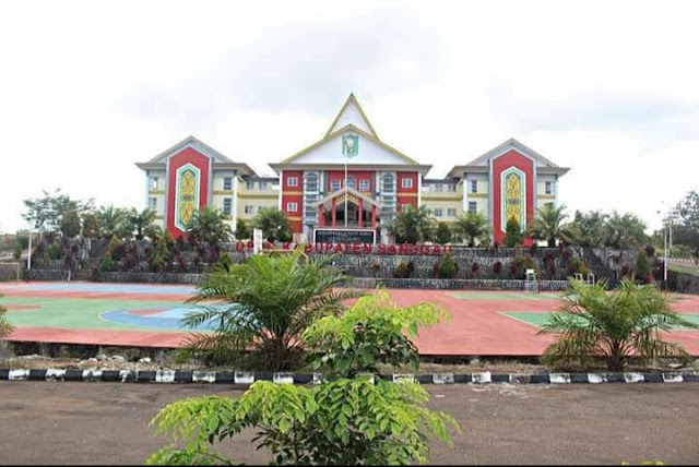 Alamat Gedung DPRD Kabupaten Sanggau Alamat Gedung DPRD Kabupaten Sanggau