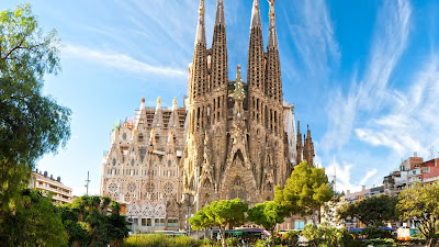 La Sagrada Familia, turismo en Barcelona