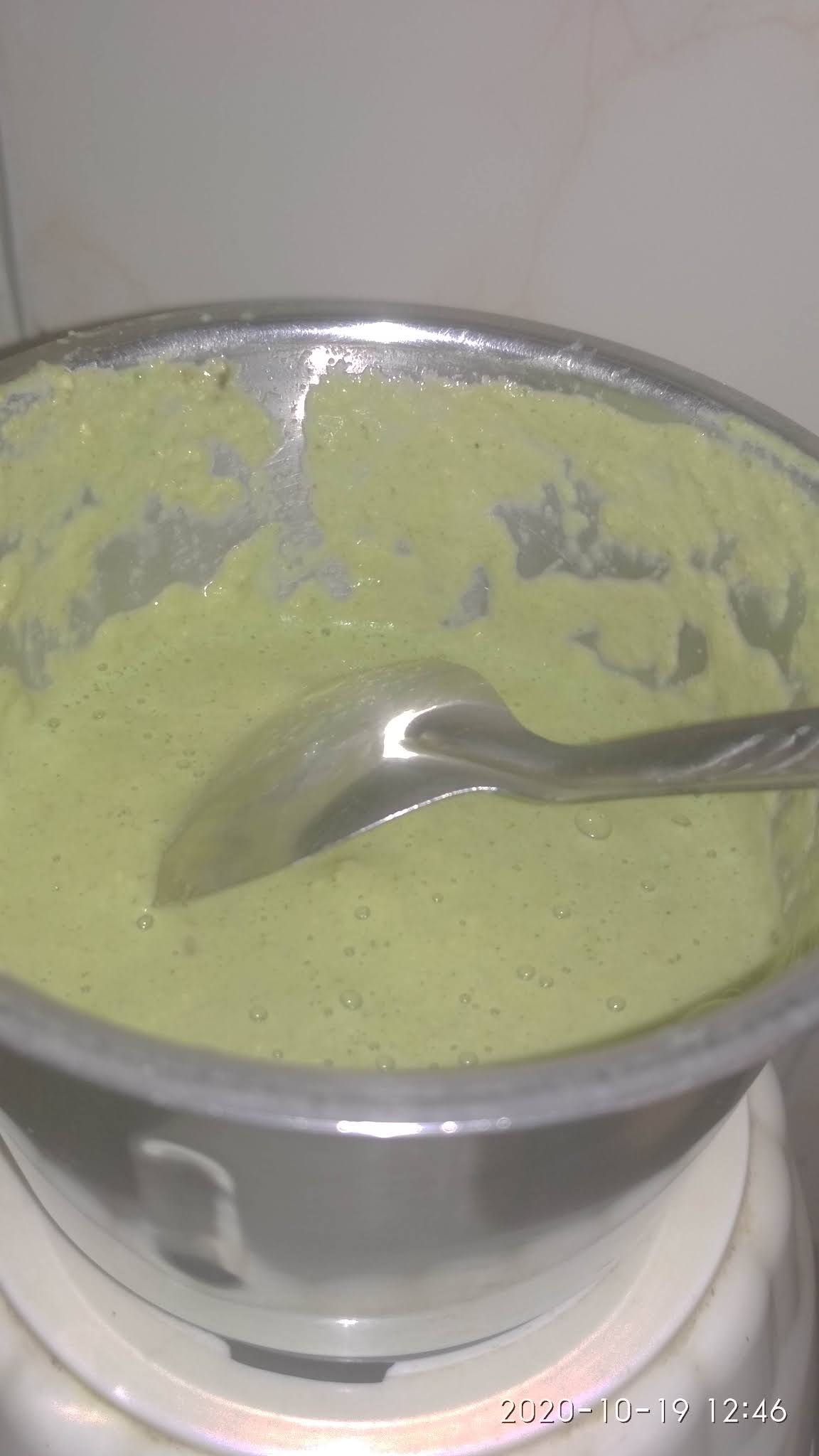 Mint Chutney Recipe for Ragda Pattice, sandwitches, Pani Puri, Shev