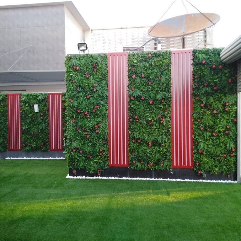 شركة تنسيق حدائق الرياض تنسيق حوش المنزل بالرياض تركيب عشب صناعي