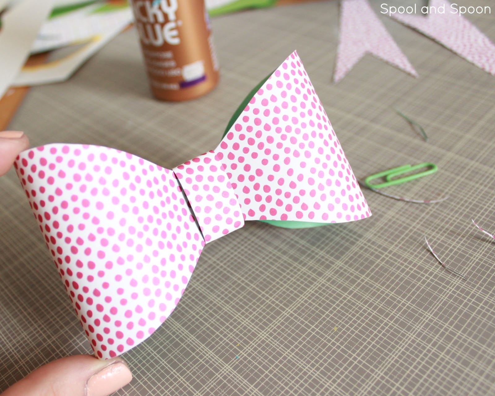 Spool and Spoon How to Paper Bow + Free Template