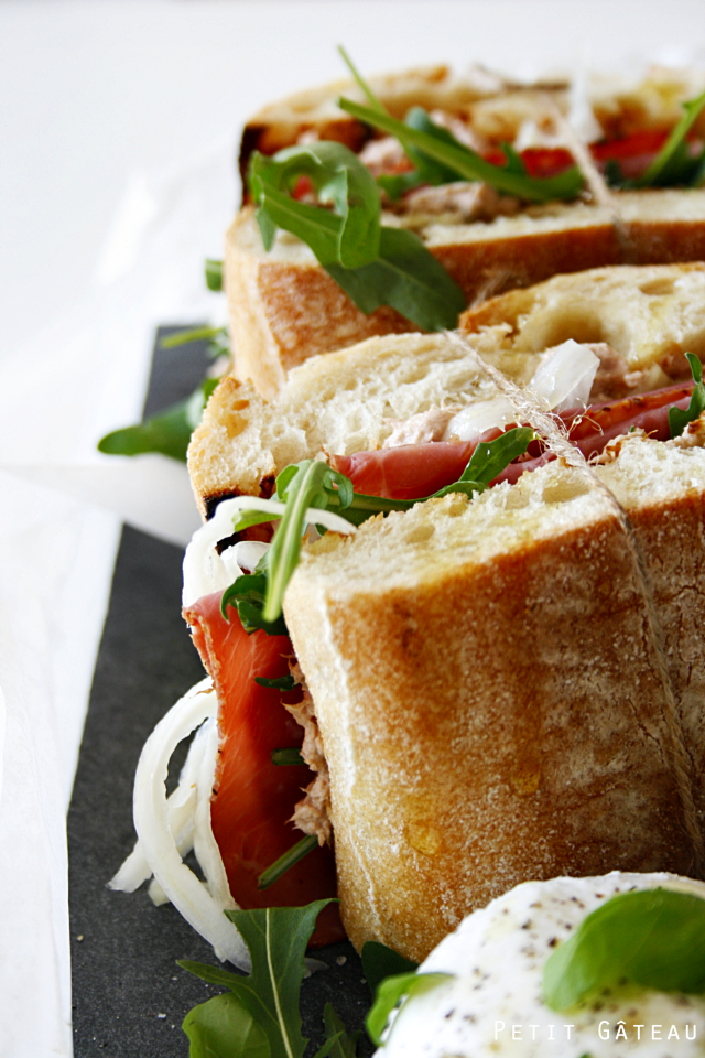 Petit Gâteau : Pastrami-Sandwich mit Thunfischmayonnaise