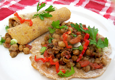 jerk chickpeas and roti