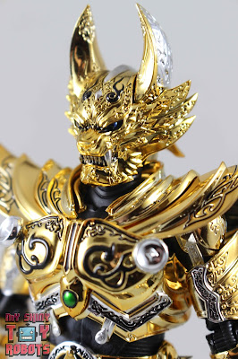 SH Figuarts Shinkocchou Seihou Garo (Saejima Raiga) 01