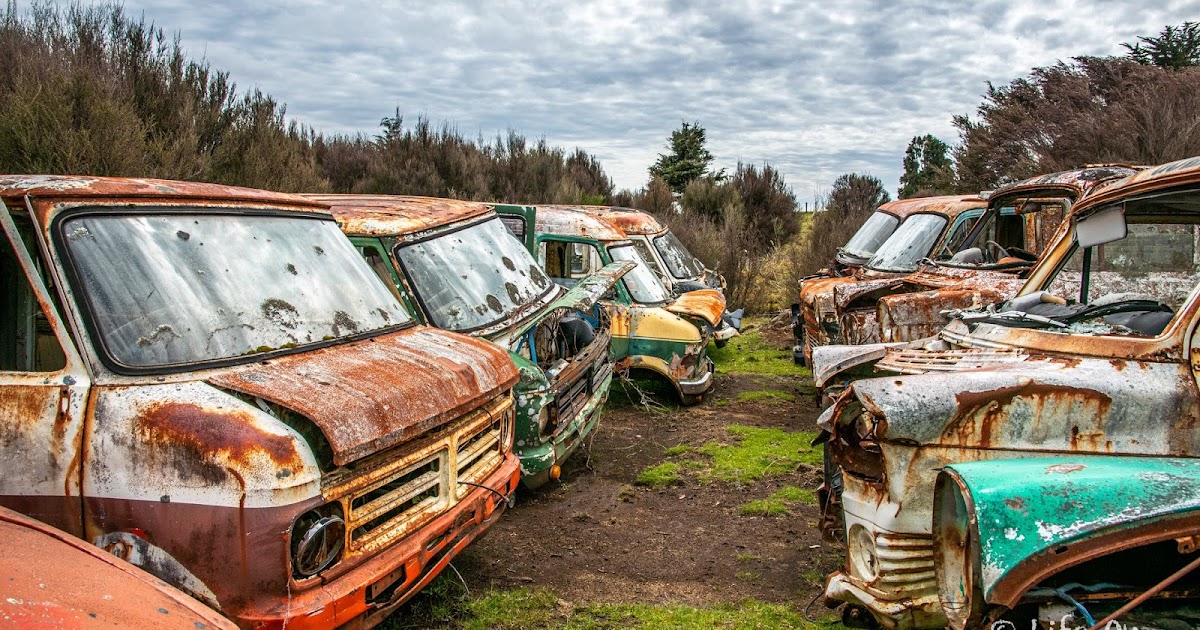 Bedford CF2 Van Junkyard Sunday's