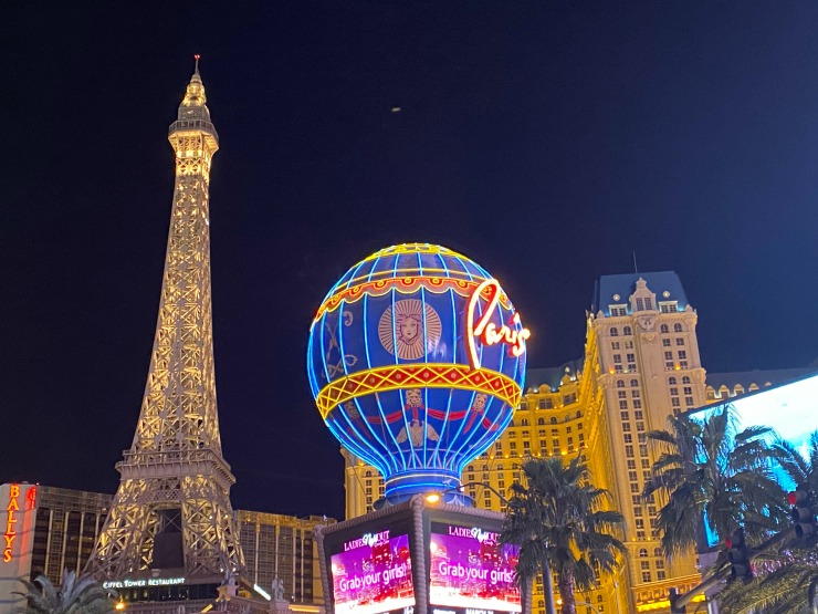 Paris Las Vegas - Burgundy Room Review