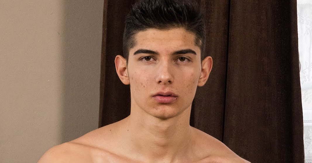 Cameron crovetti. Devin lewis. Victoria hester. Devin l. Дэвин дикки.