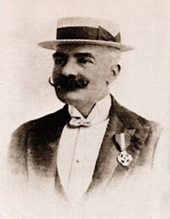 The novelist Emilio Salgari, photographed  in the early 20th century